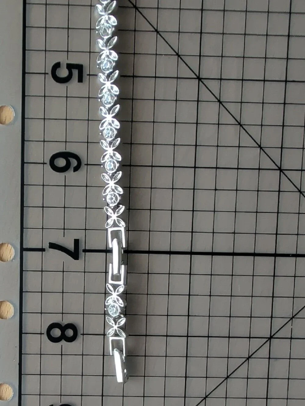 Avon Silver Tone Floral Rhinestone Bracelet with Extension Link